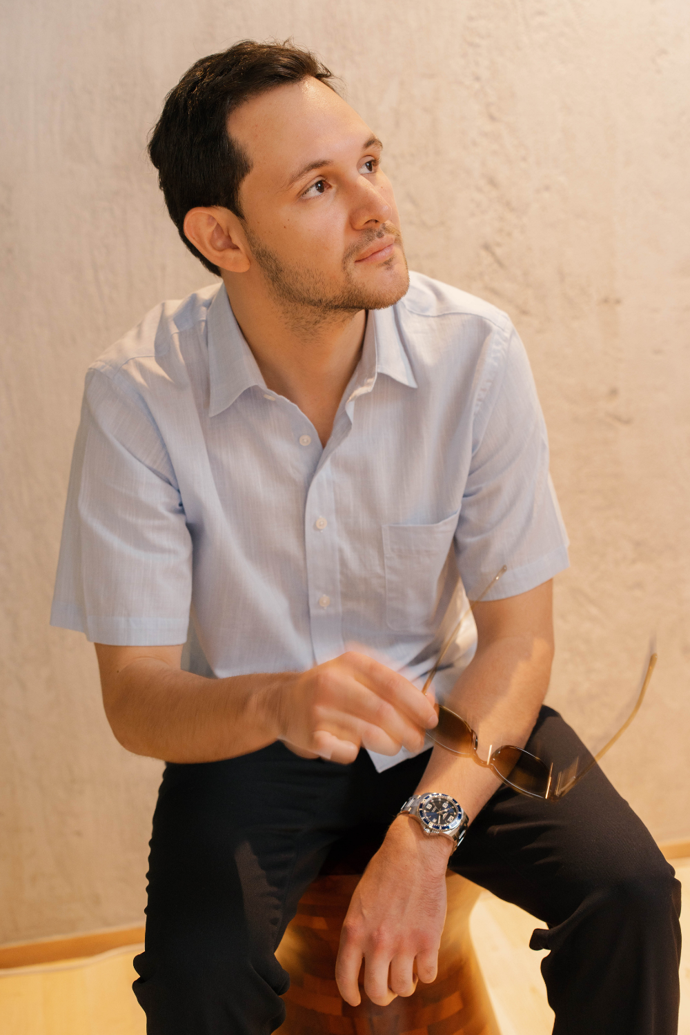 Short Sleeve Spread Collar