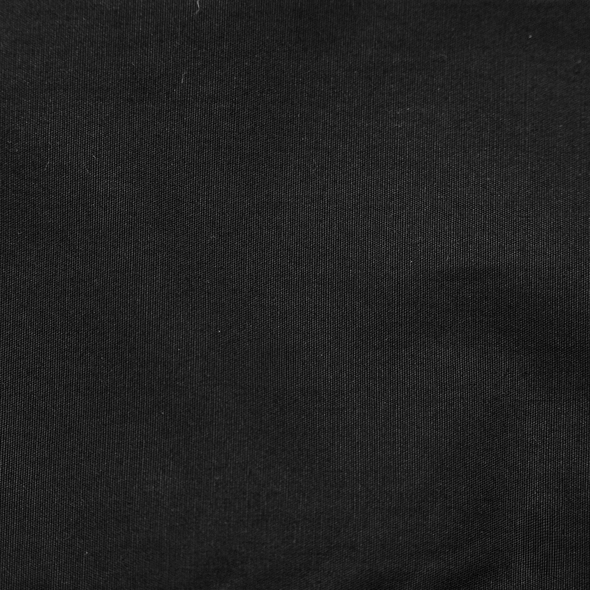 Spread Collar Long Sleeve